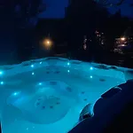Bjornebuhytten, Geilo, 13 Sengeplasser Med Privat Jacuzzi Og El-bil-lading Сasa de vacaciones