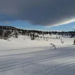 Сasa de vacaciones Bjornebuhytten, Geilo, 13 Sengeplasser Med Privat Jacuzzi Og El-bil-lading