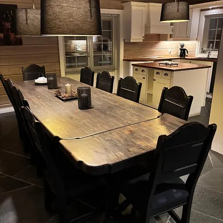 Bjornebuhytten, Geilo, 13 Sengeplasser Med Privat Jacuzzi Og El-bil-lading Holiday home